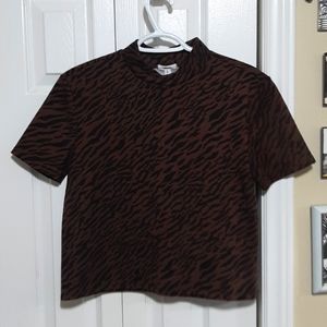Tiger print tee